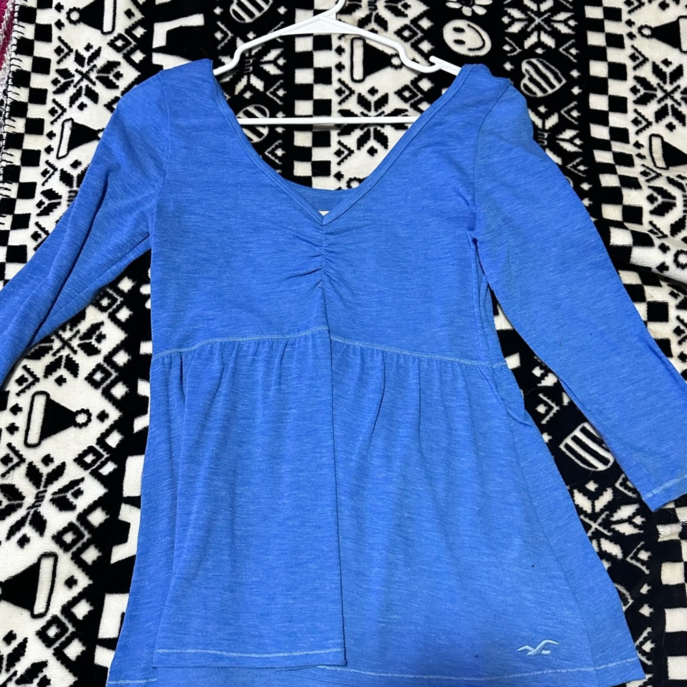 Hollister babydoll vneck top